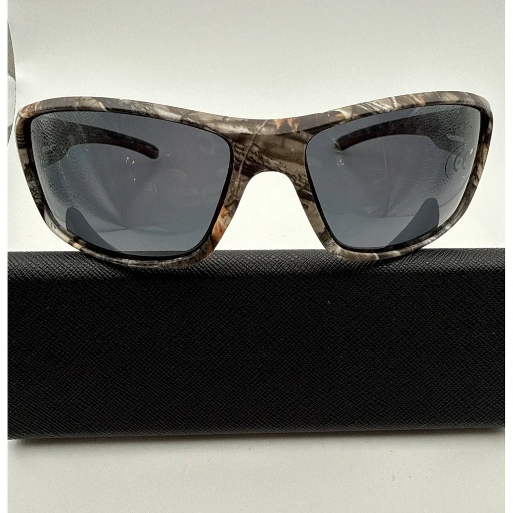 The Unbranded Brand loisruby camo
